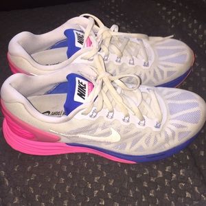 Nike size 9 lunaglide 6